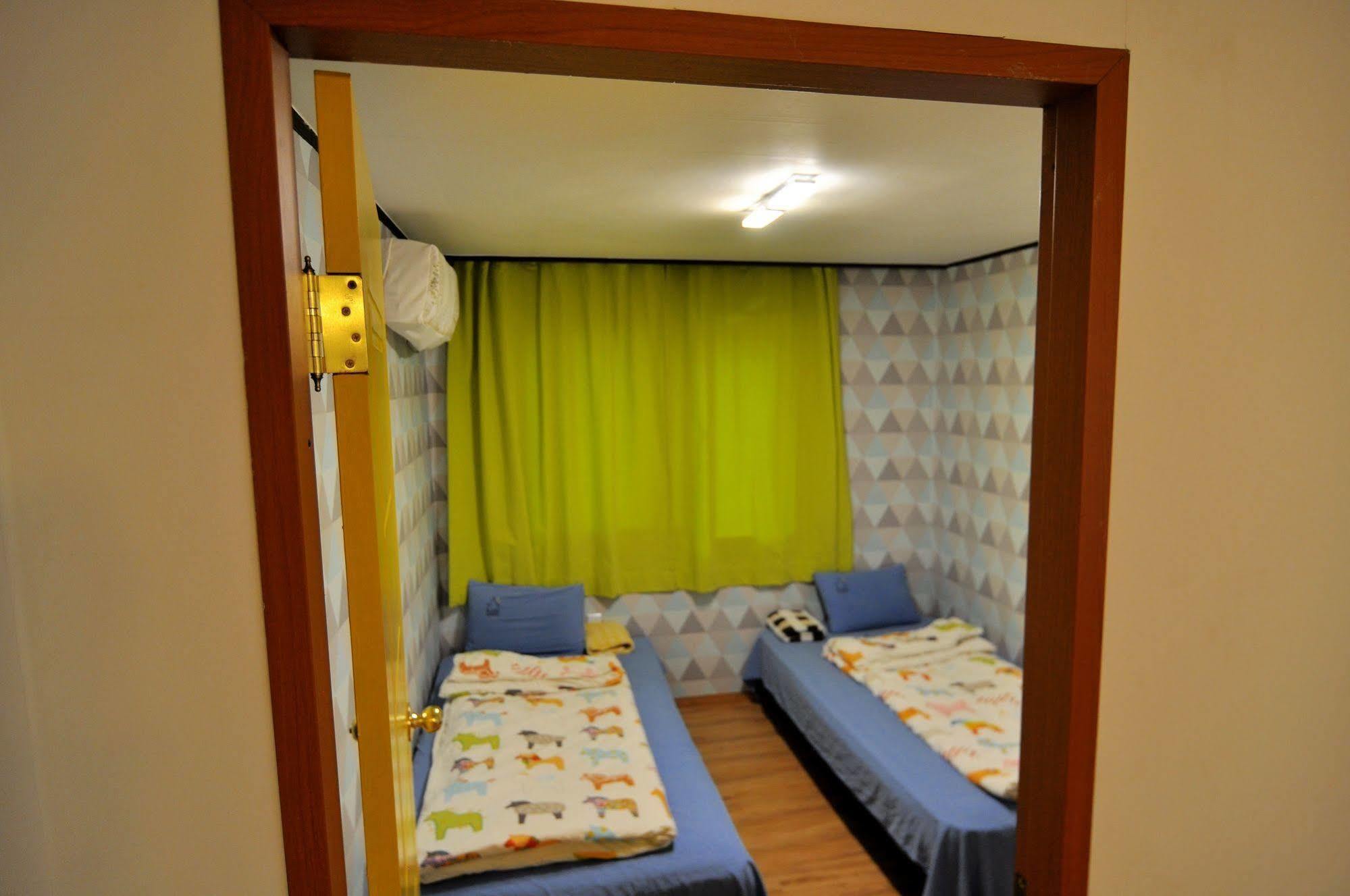 Backpackers Inside Vandrarhem Seoul Exteriör bild
